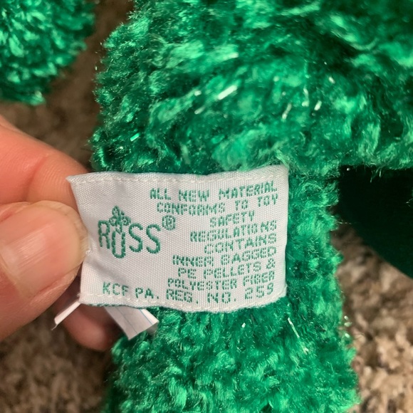 Russ Berrie & Co. Ferguson green plush bear - Picture 7 of 9